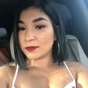 Meet your Posher, Bianca